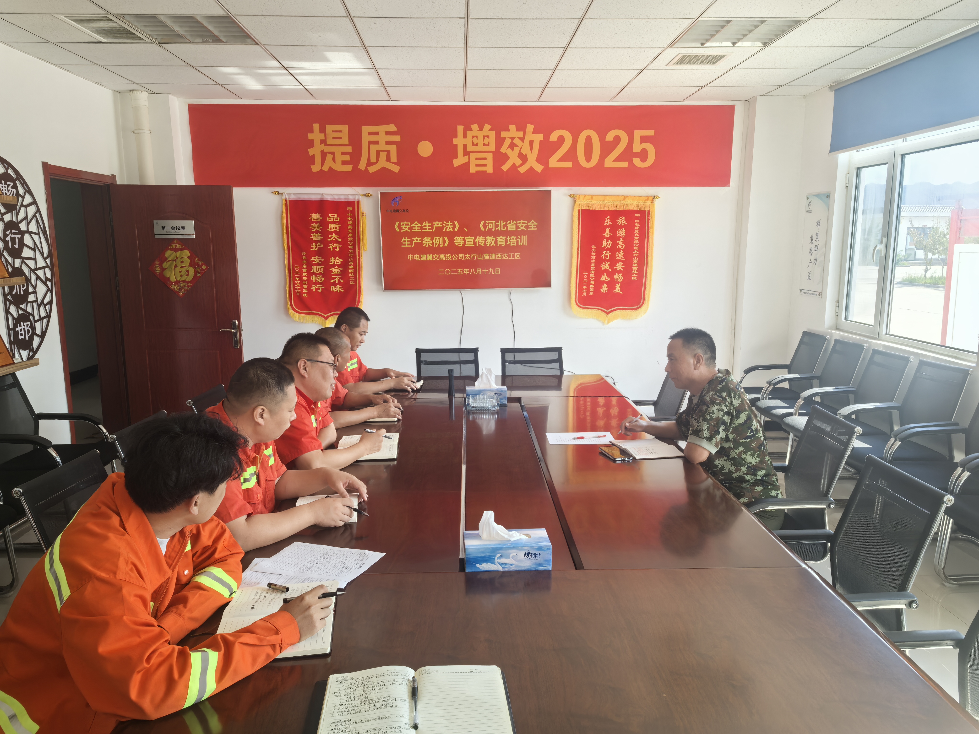 77b03e4c2378baae88f13f02e77f82e.jpg 77b03e4c2378baae88f13f02e77f82e.jpg