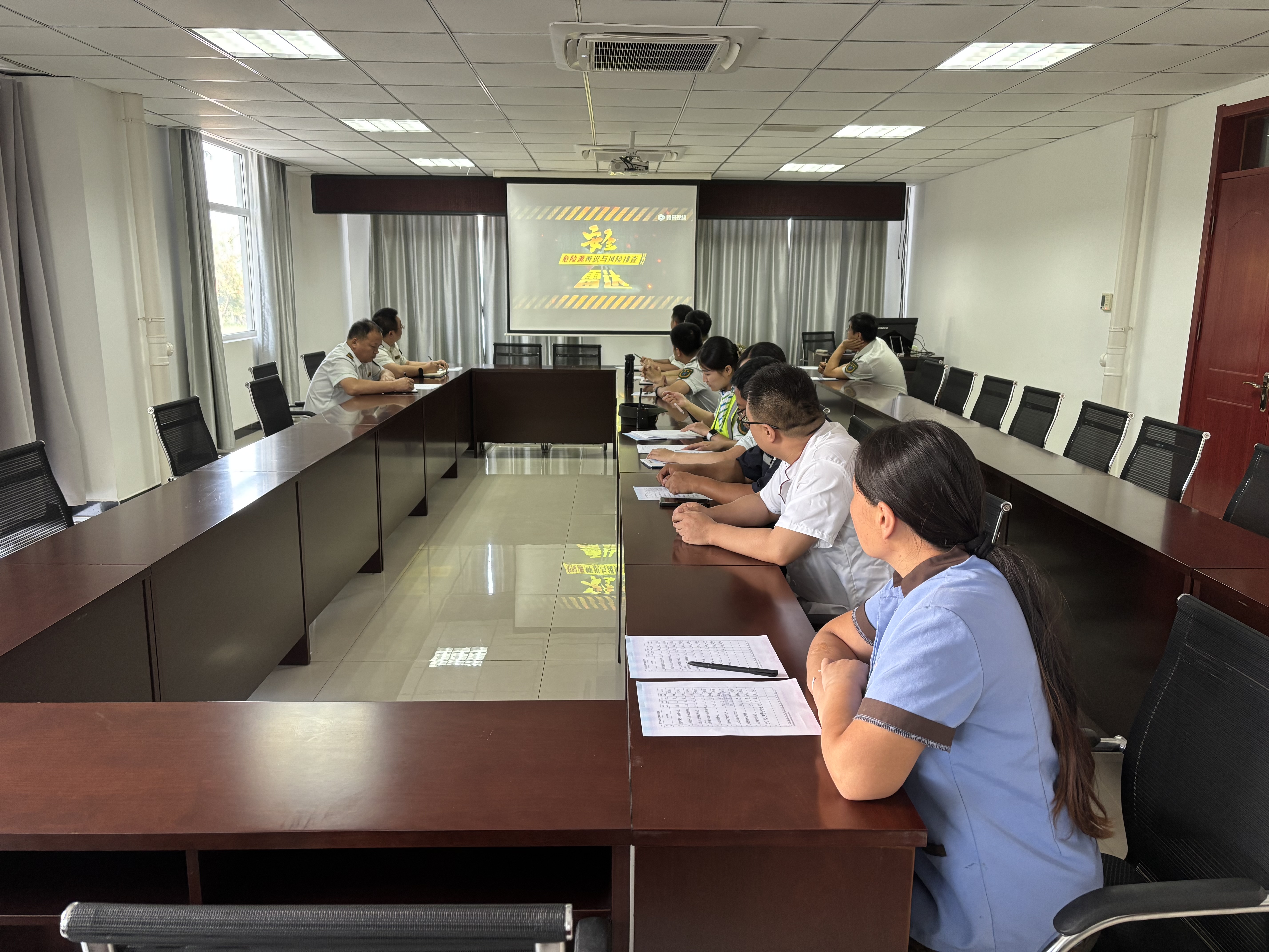 IMG_2118.JPG IMG_2118.JPG