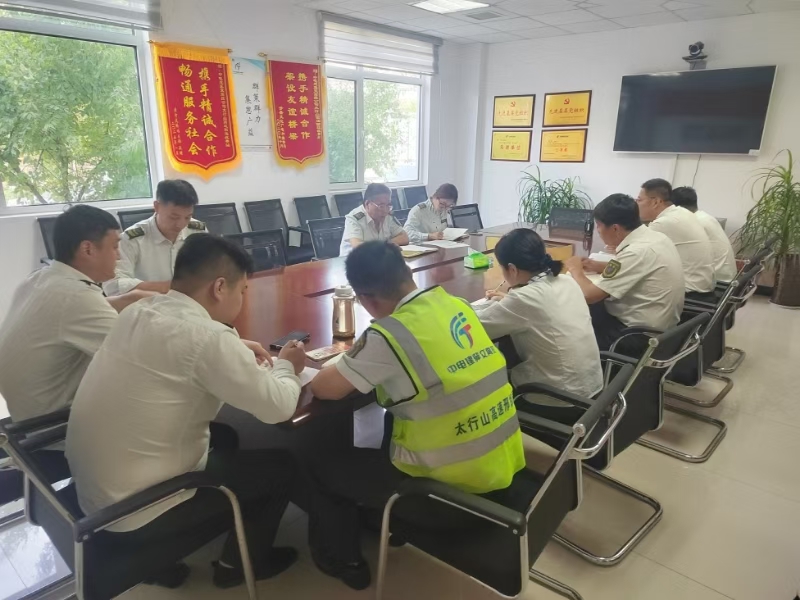 12e871e7acaab762bbba4831cb67e50.jpg 12e871e7acaab762bbba4831cb67e50.jpg